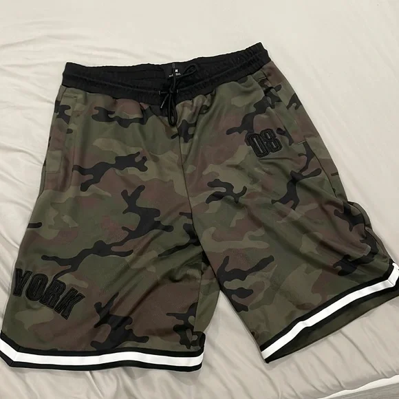 H M Shorts Camo Athletic Basketball Shorts Hm Poshmark